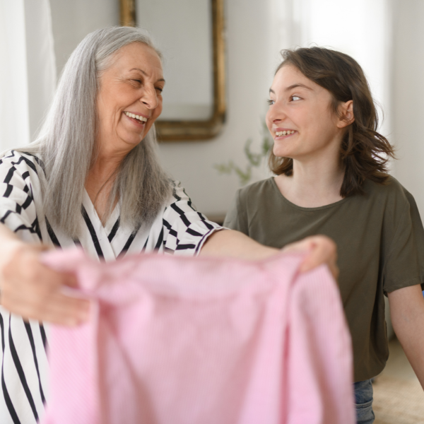 Pflegedienst und Betreuungsdienst-Alltagshilfe CuraVital-gemeinsam reinigen Pflegedienst und Betreuungsdienst-Alltagshilfe CuraVital-gemeinsam reinigen